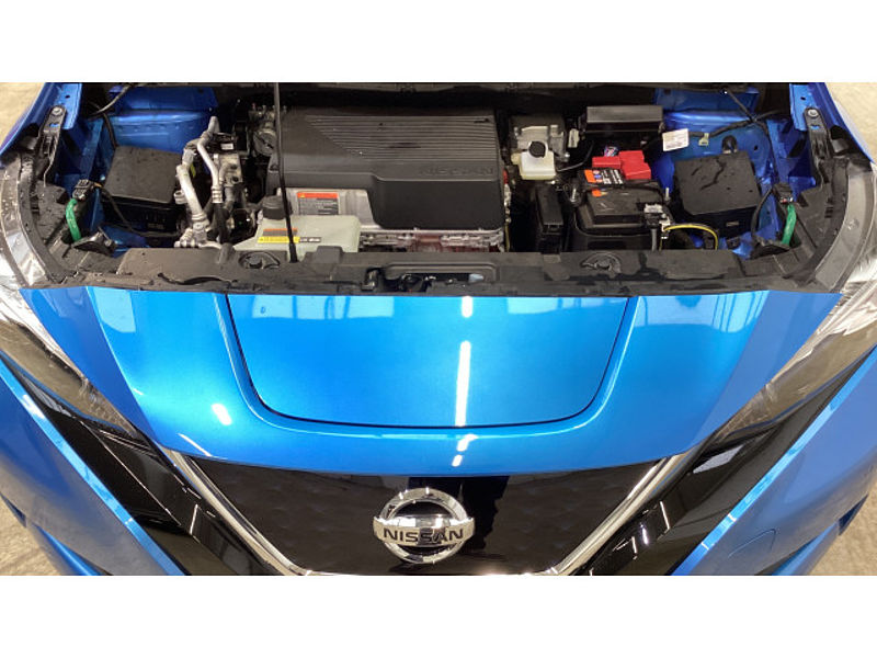 Nissan Leaf 40KW Tekna | Lenkrad heizbar | BOSE | 360° Kamera |